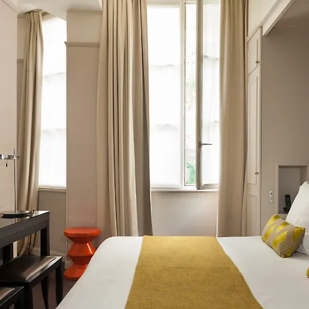 Duo Otel Paris